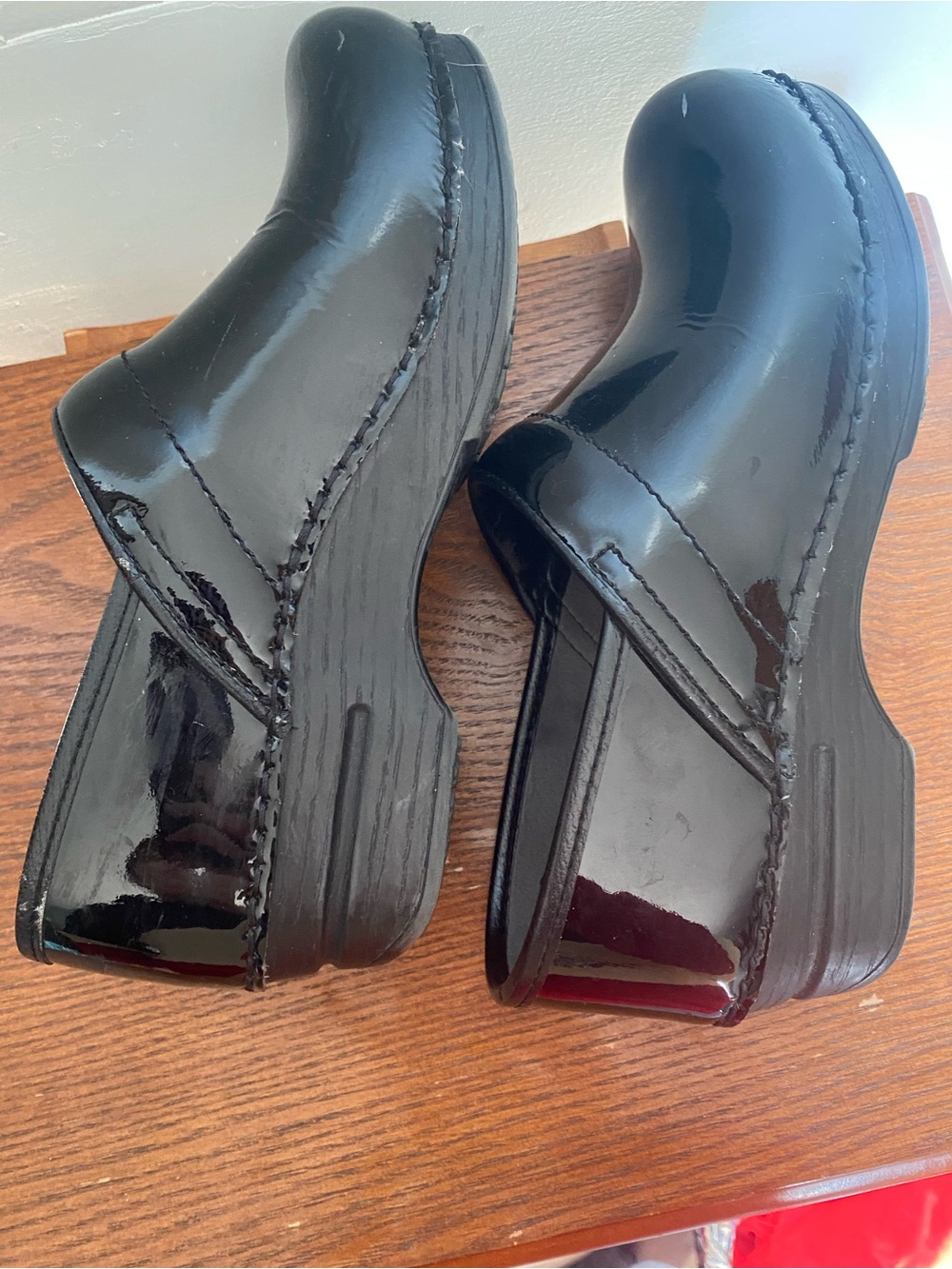 Dansko XP Professional Black Patent Clogs - Size 38 (US 7.5-8)